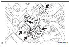 Toyota RAV4. Connect engine wire