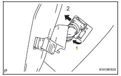 Toyota RAV4. Remove inner rear view mirror assembly