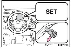 Toyota RAV4. Setting the vehicle speed