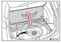 Toyota RAV4. Storage boxes