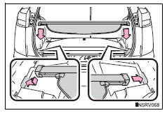 Toyota RAV4. Stowing the luggage cover (vehicles with the luggage cover holders)