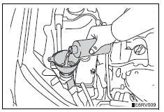 Toyota RAV4. Washer fluid