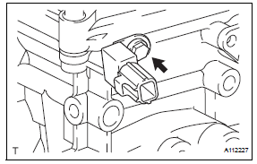 Toyota RAV4. Remove radio setting condenser