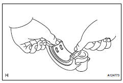 Toyota RAV4. Nstall no. 1 Camshaft bearing