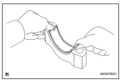 Toyota RAV4. Install no. 2 Crankshaft bearing