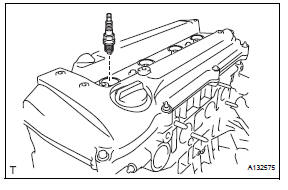 Toyota RAV4. Install spark plug