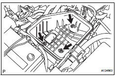 Toyota RAV4. Install air cleaner case