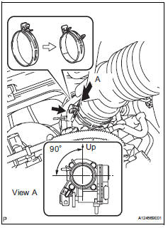 Toyota RAV4. Install air cleaner cap