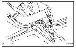 Toyota RAV4. Connect fuel tank to filler pipe hose