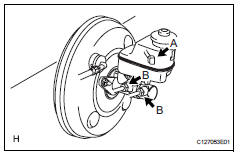 Toyota RAV4. Remove brake master cylinder subassembly