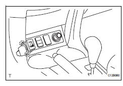 Toyota RAV4. Install downhill assist control switch