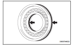 Toyota RAV4. Remove underdrive brake piston