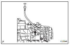 Toyota RAV4. Install transmission oil filler tube subassembly