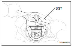 Toyota RAV4. Remove underdrive brake piston