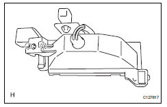 Toyota RAV4. Remove shift lock release button