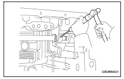 Toyota RAV4. Remove manual valve lever sub-assembly