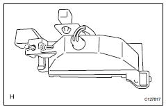 Toyota RAV4. Install indicator light wire sub-assembly