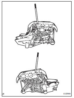 Toyota RAV4. Install lower position indicator housing