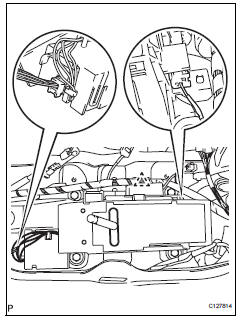 Toyota RAV4. Install floor shift assembly