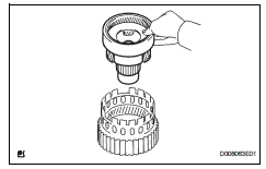 Toyota RAV4. Install front planetary gear assembly