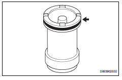 Toyota RAV4. Install c-3 accumulator piston