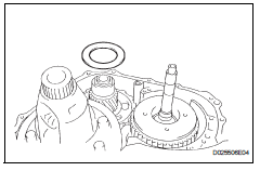 Toyota RAV4. Install no. 2 Thrust bearing underdrive race