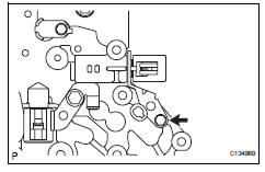 Toyota RAV4. Remove shift solenoid valve sl1