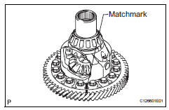 Toyota RAV4. Remove front differential ring gear