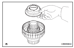 Toyota RAV4. Install underdrive clutch piston set