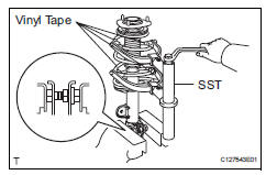 Toyota RAV4. Remove front support to front shock absorber nut