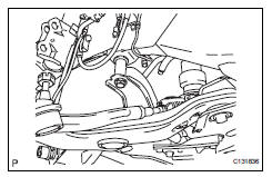 Toyota RAV4. Disconnect front crossmember subassembly