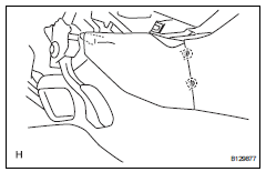 Toyota RAV4. Remove no. 1 Instrument panel bracket cover inner lh