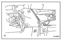 Toyota RAV4. Install instrument panel safety pad cover