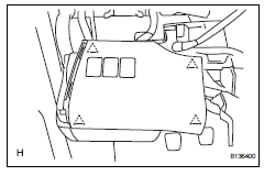 Toyota RAV4. Install no. 1 Switch hole base