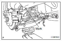Toyota RAV4. Temporarily install rear suspension no. 2 Arm assembly lh