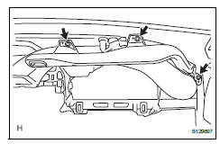 Toyota RAV4. Remove no. 1 Side defroster nozzle duct