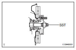 Toyota RAV4. Fix front axle assembly