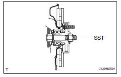 Toyota RAV4. Fix front axle assembly