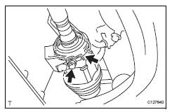 Toyota RAV4. Install front drive shaft assembly rh
