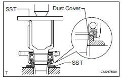 Toyota RAV4. Install front drive shaft dust cover