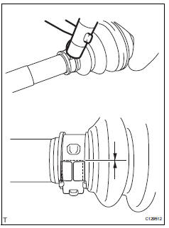 Toyota RAV4. Install front axle outboard joint boot clamp lh