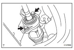 Toyota RAV4. Install front drive shaft assembly rh