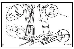 Toyota RAV4. Remove lower center pillar garnish lh