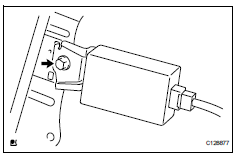 Toyota RAV4. Remove tire pressure warning antenna and receiver