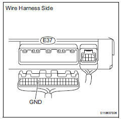 Toyota RAV4. Check wire harness (air conditioning amplifier - body ground)