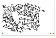 Toyota RAV4. Install blower assembly