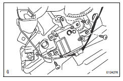 Toyota RAV4. Remove air mix control servo motor