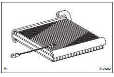 Toyota RAV4. Remove evaporator temperature sensor