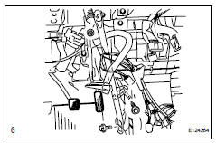 Toyota RAV4. Install no. 1 Instrument panel brace subassembly