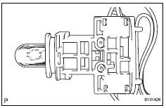 Toyota RAV4. Remove vanity light bulb